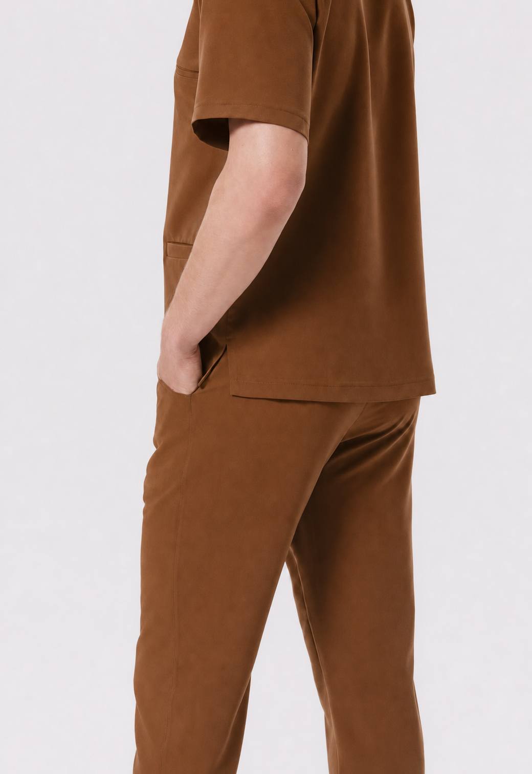 Pantalon médical homme jogger Leo, couleur chocolat, profil