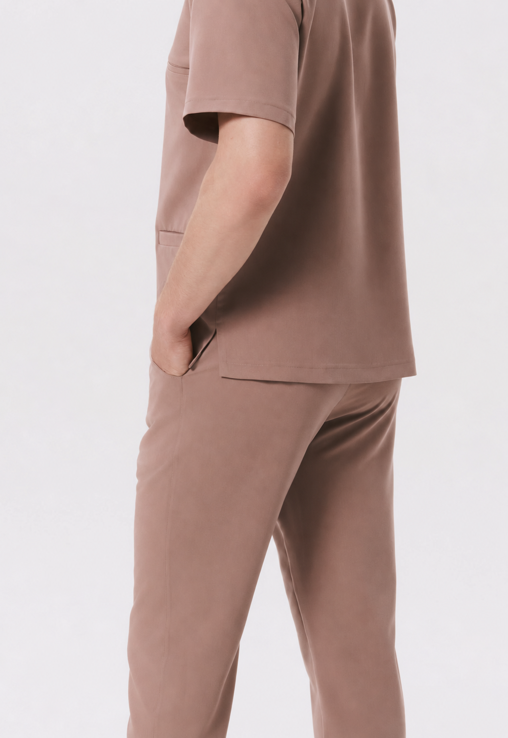 Pantalon médical homme jogger Leo, couleur amande, profil