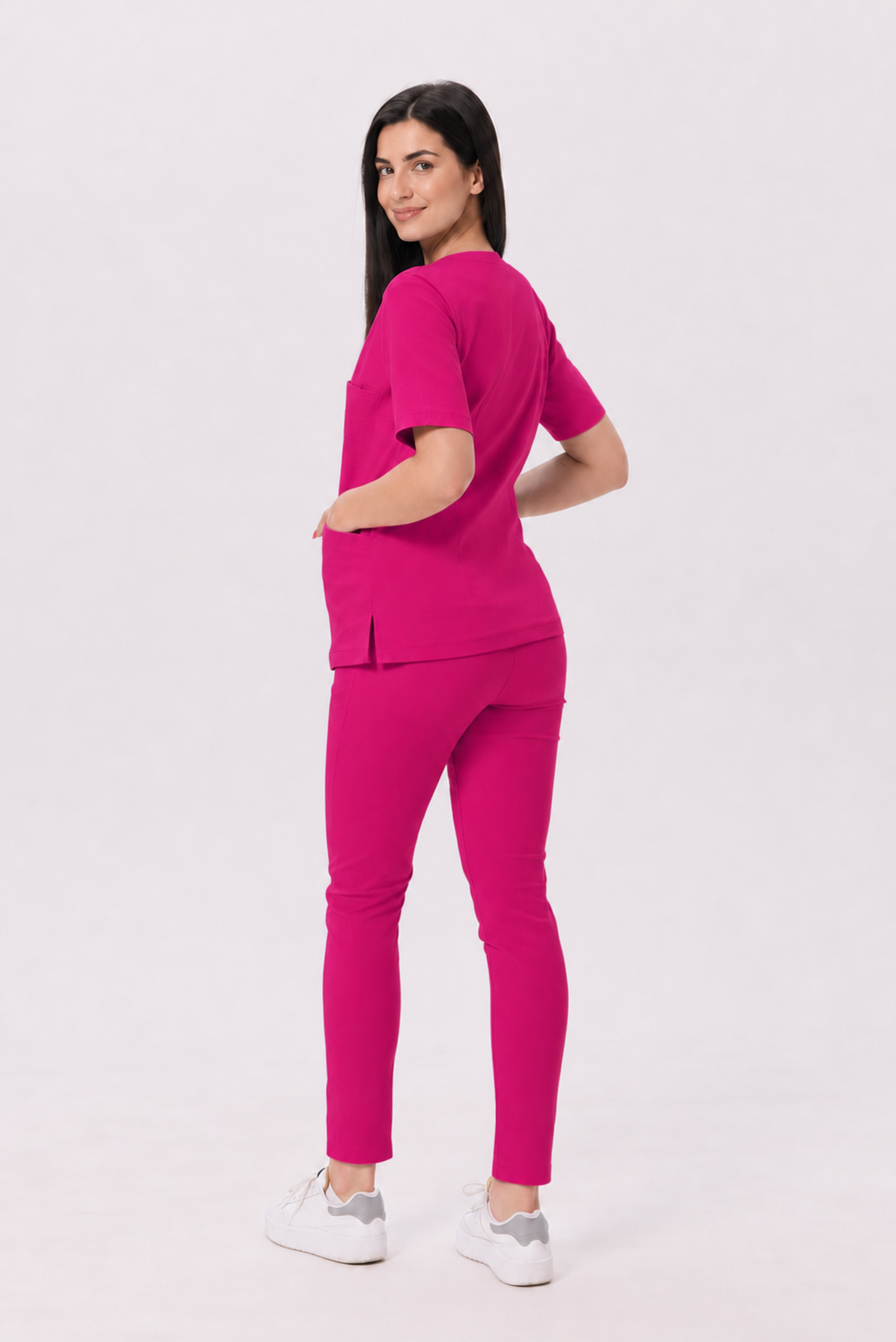 Pantalon médical femme skinny Ella, couleur amarante, dos