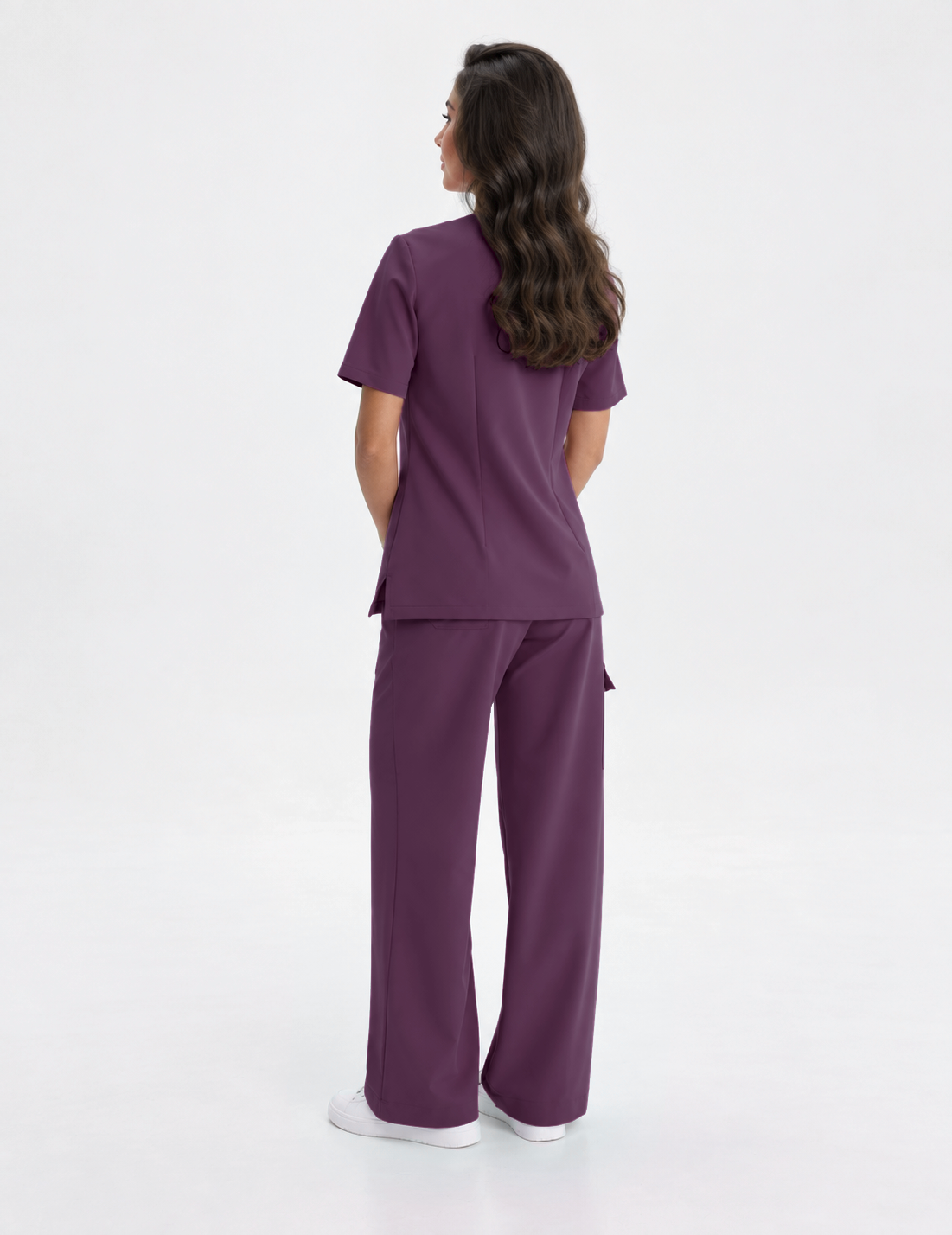 Tunique médicale femme col V Aura, couleur aubergine, dos