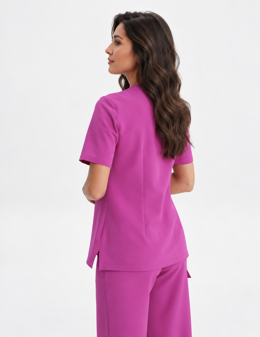 Tunique médicale femme col V Aura, couleur amarante, dos