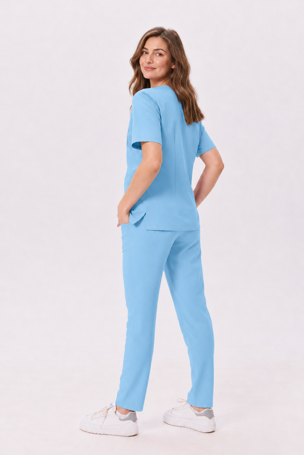 Tunique médicale femme col V Livia, couleur bleu ciel, dos